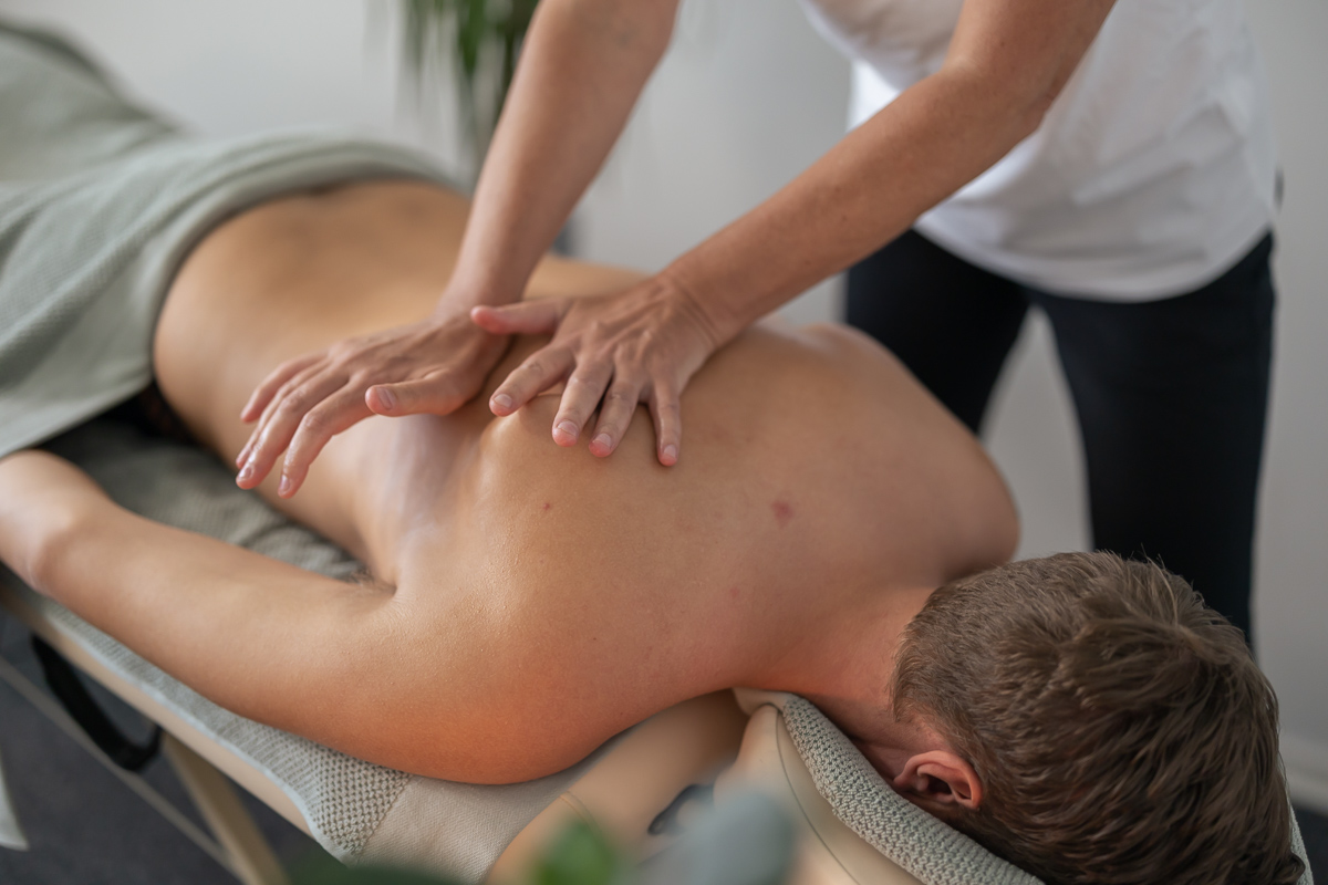 Massage Södermalm - boka med Hälsoresus och få kvalitetssäkrade massörer nära dig